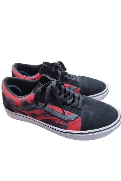 Yepyeni Vans Ayakkabılar – Beden 41 (EU) – Kırmızı ve Siyah